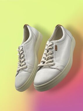 ECCO Soft 7 Women's White Leather Sneaker Size US 8 EU 39